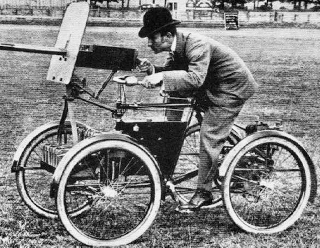 Illustration for article titled Great Moments In Bicycle-Powered Warfare